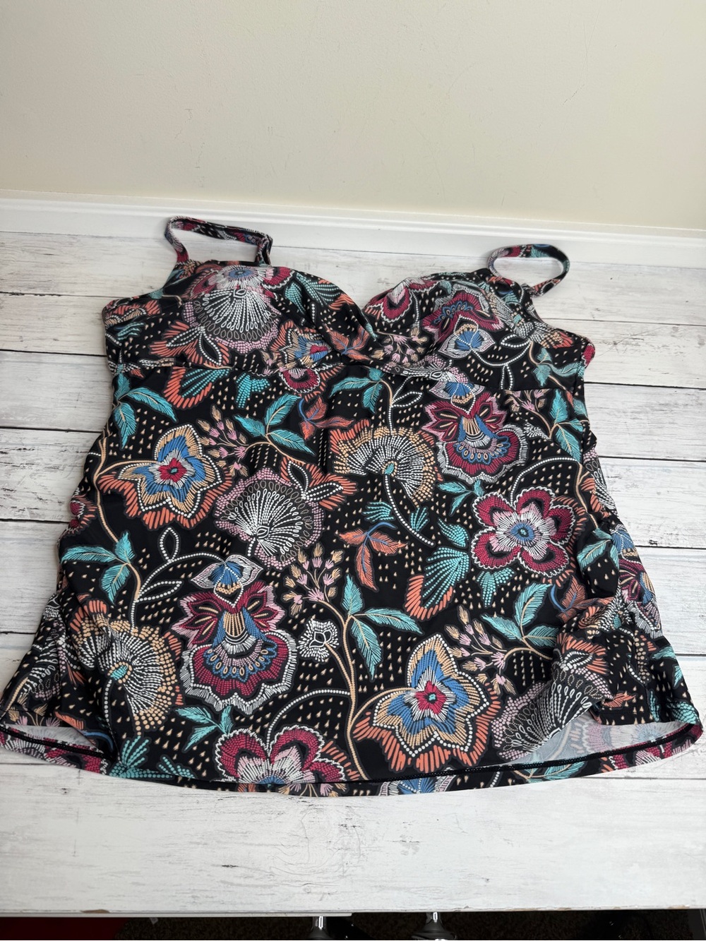 croft & barrow Black Floral Tankini Top with Teal, Coral & White Accents